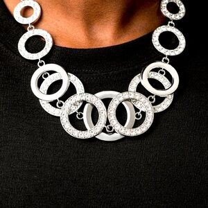 Paparazzi Zi Collection Keila Ladies Necklace & Earrings Set